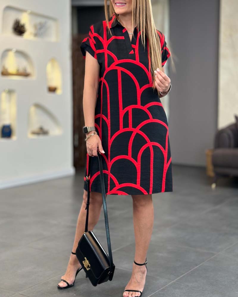 Wójcik™ | Elegancka sukienka midi z klapami i krótkim rękawem