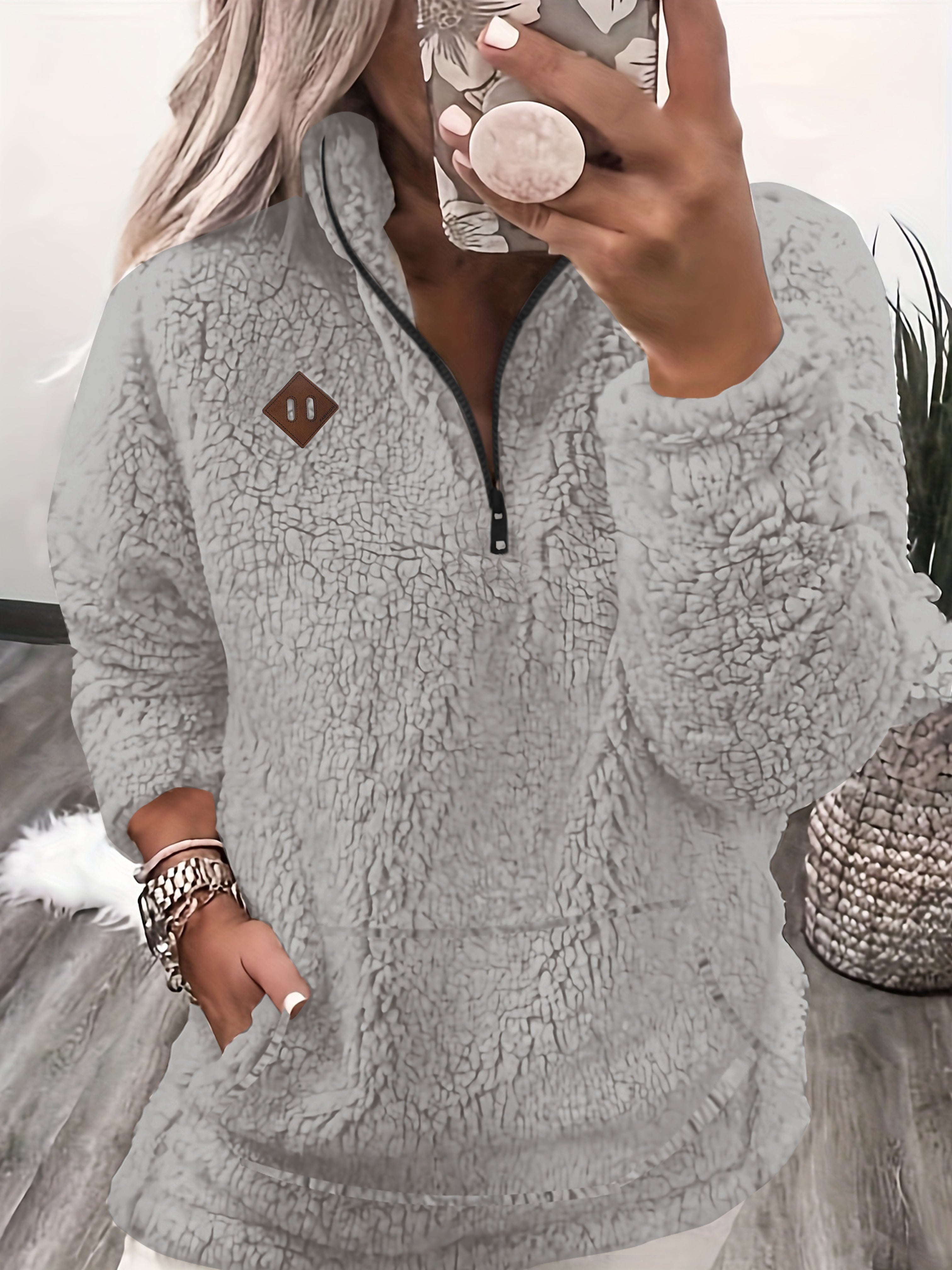 Wójcik™ | Sweter Teddy z Zamkiem