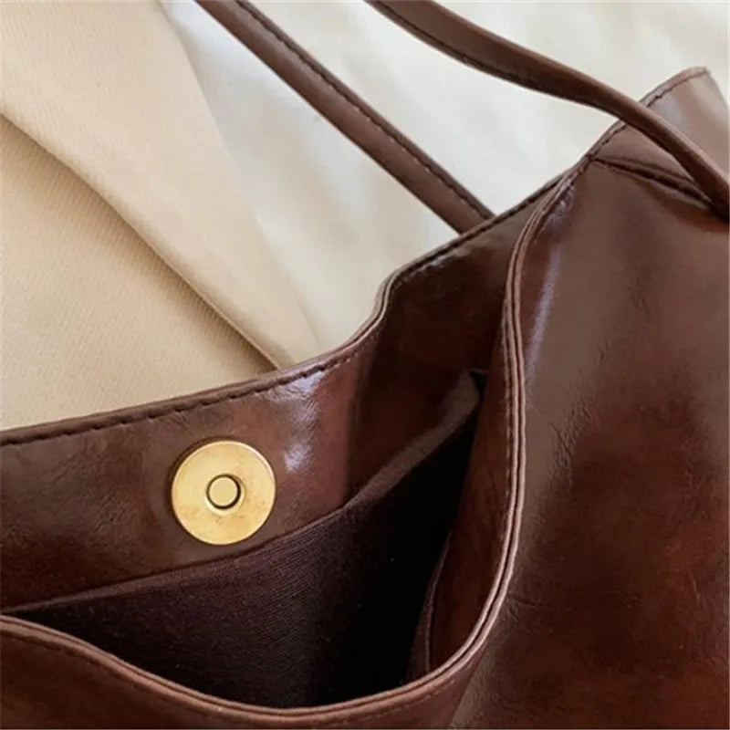 Wójcik™ | Elegancka brązowa torba tote z efektem skóry