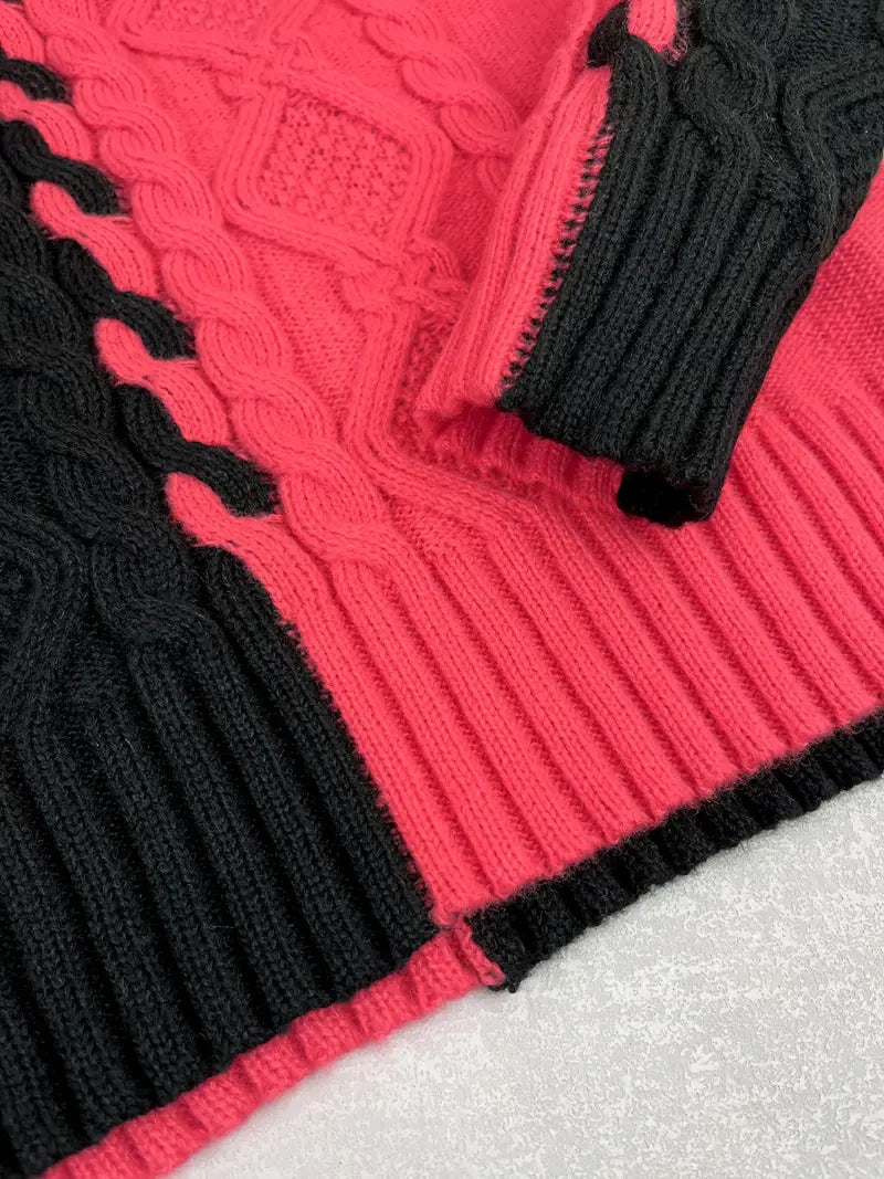 Wójcik™ | Elegancki Sweter w Paski z Wysokim Kołnierzem