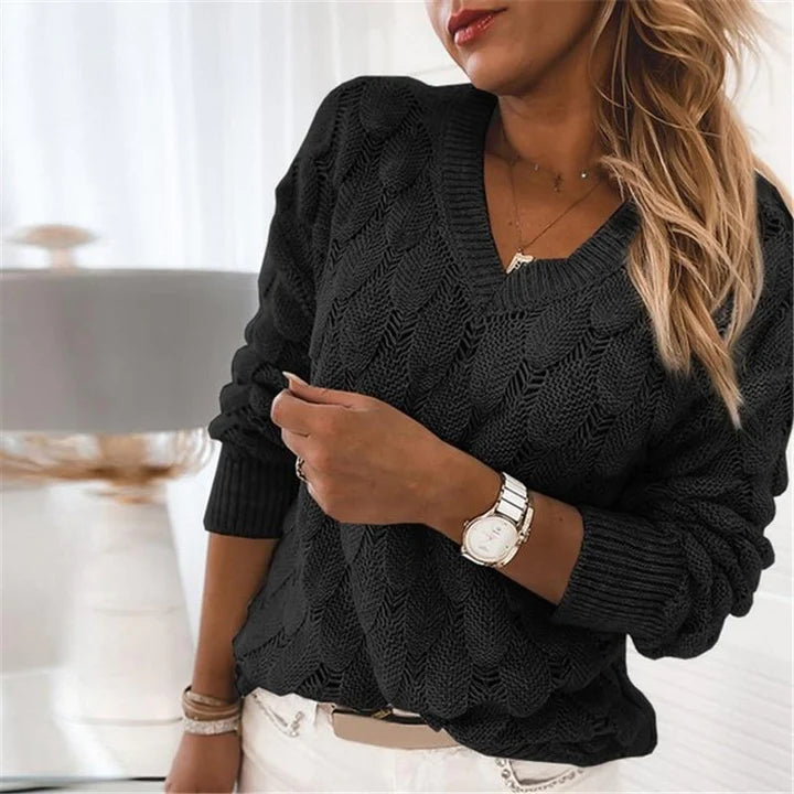 Wójcik™ | Sweter z dekoltem w serek